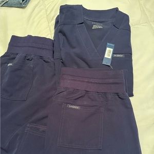 Womens jaanuu scrub set